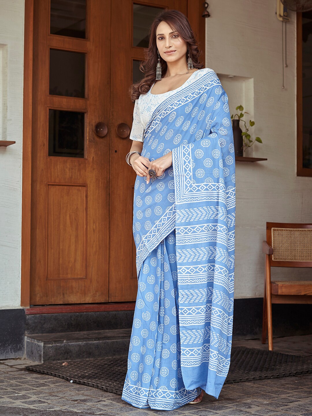

modeva Floral Printed Pure Cotton Ready to Wear Bagru Saree, Turquoise blue