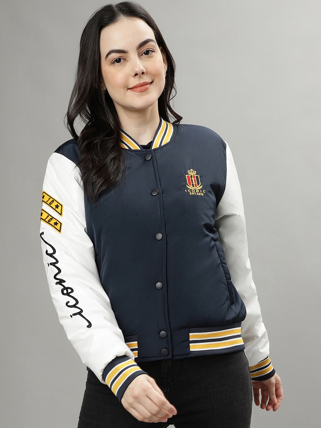 

Iconic Colourblocked Stand Collar Long Sleeves Bomber Jacket, Navy blue