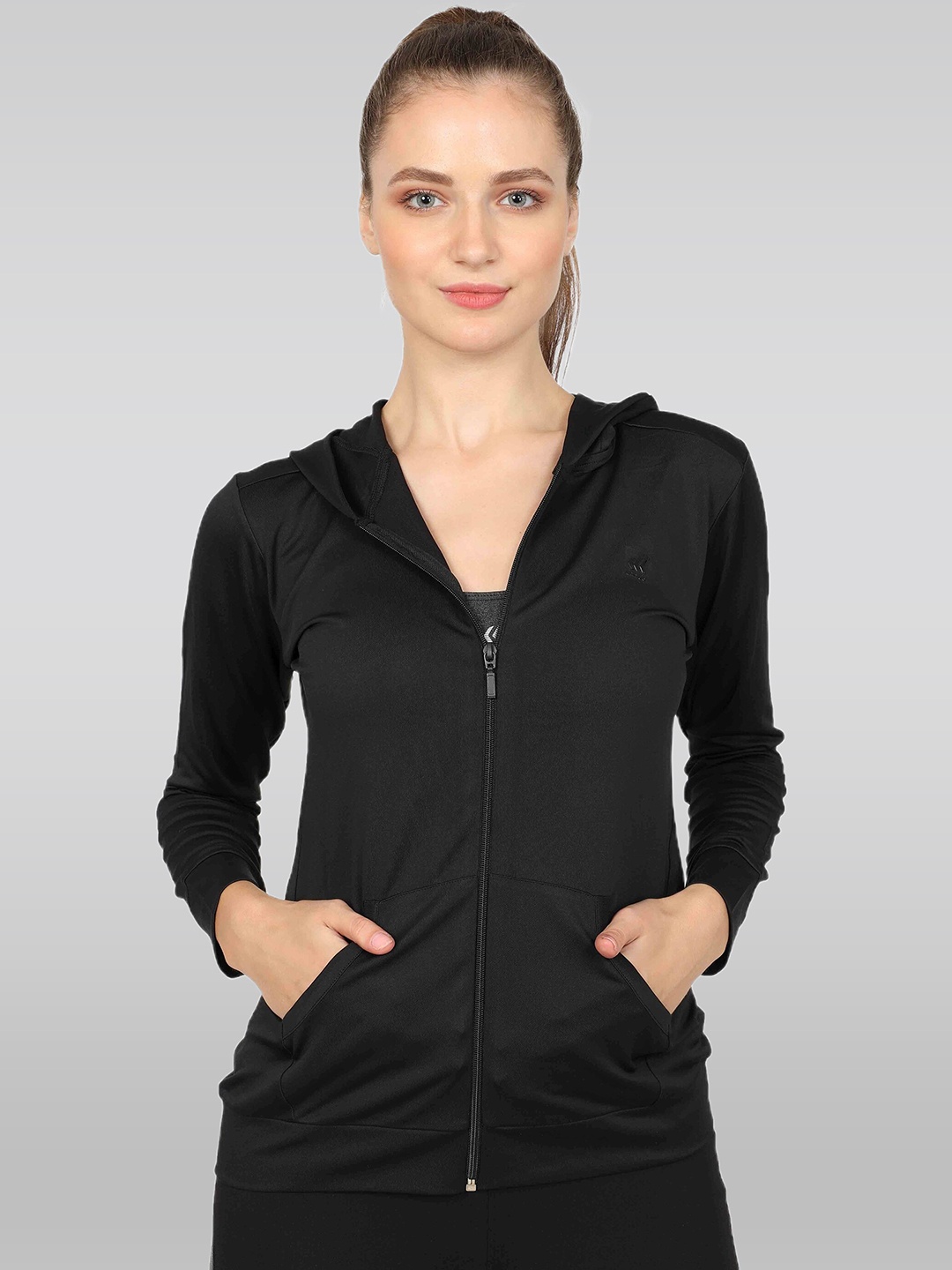 

LAASA SPORTS Hooded Lightweight Dry Fit Sporty Jacket, Black