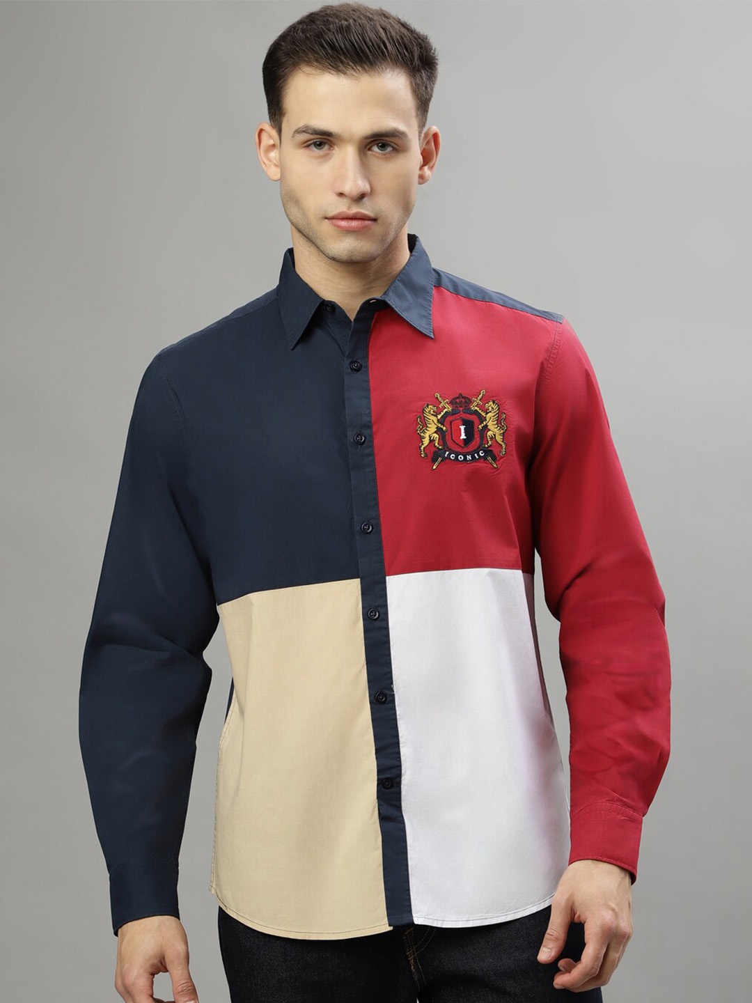 

Iconic Colourblocked Spread Collar Cotton Casual Shirt, Red