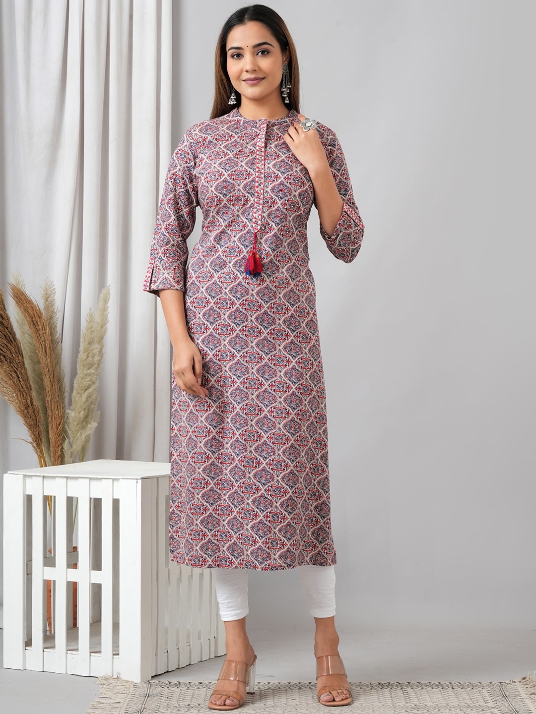 

HERE&NOW Floral Printed Floral Liva Kurta, Grey