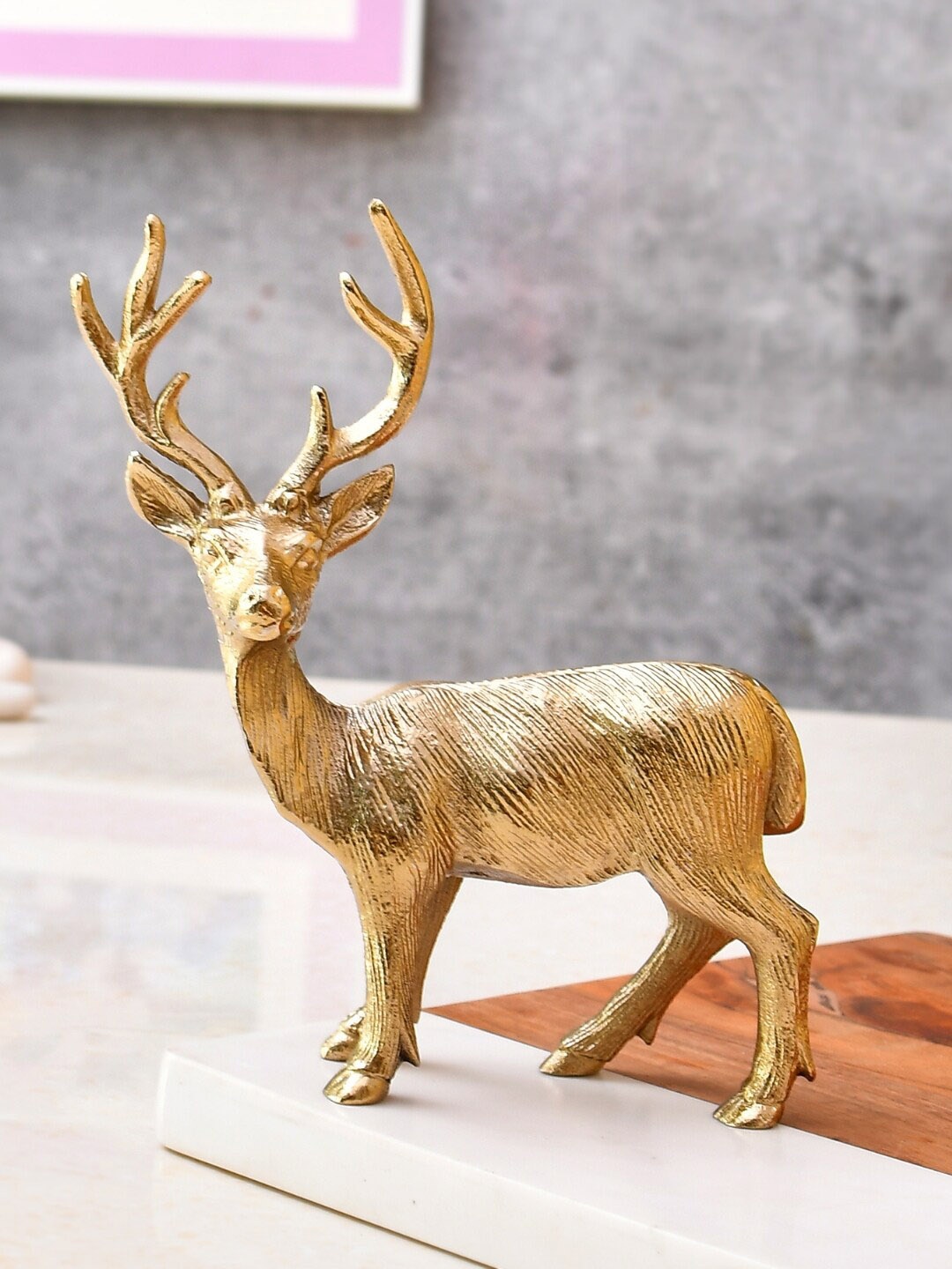 

CraftVatika Gold-Toned Birds and Animals Metal Small Deer Showpiece