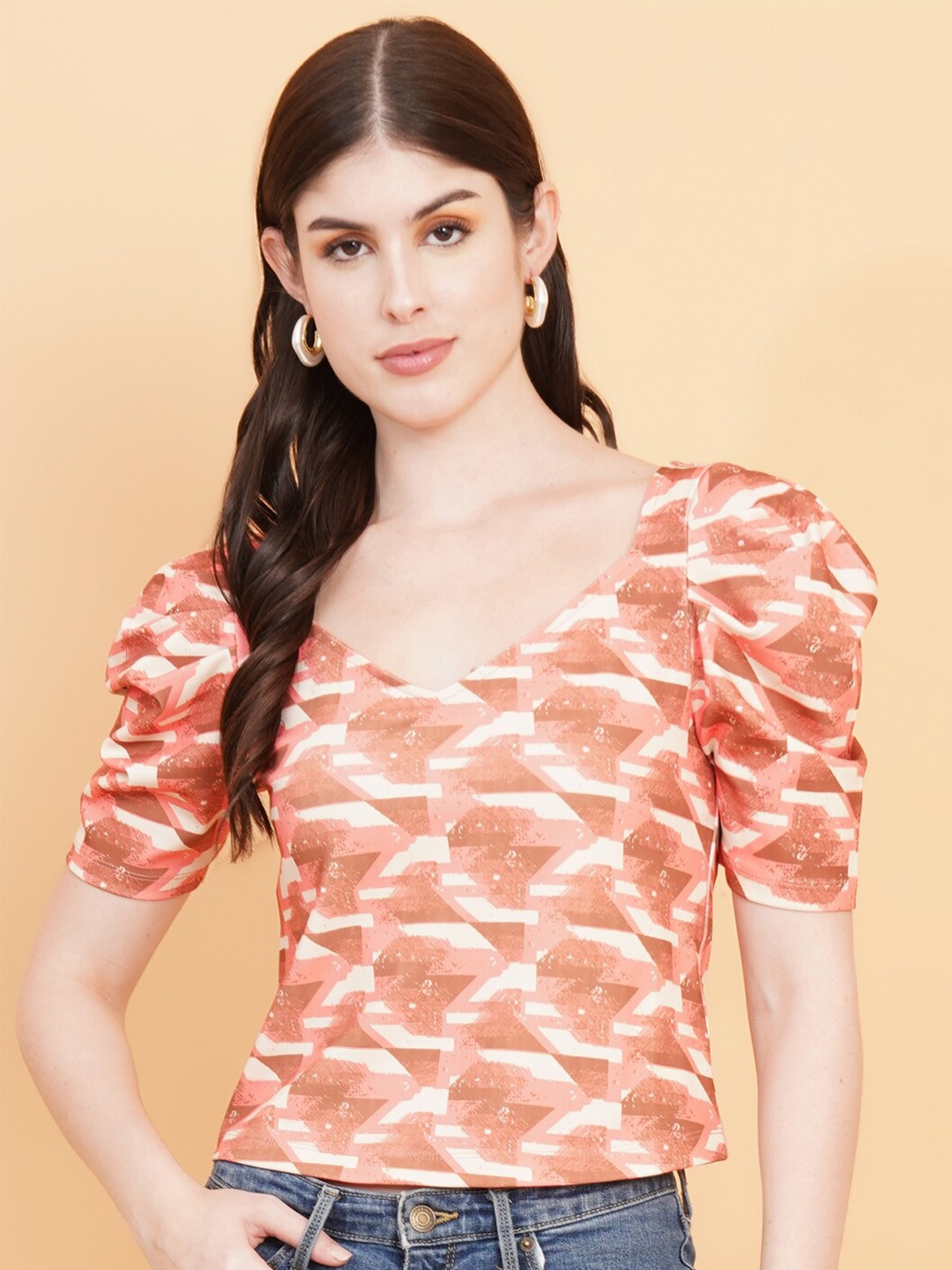 

HOUSE OF KKARMA Geometric Printed V-Neck Puff Sleeves Top, Peach