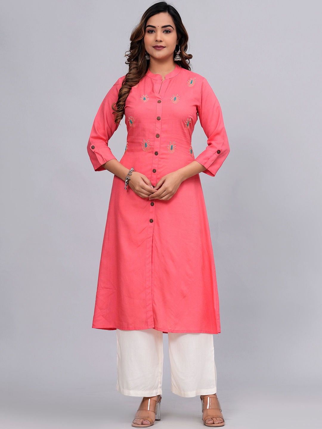 

MAUKA Ethnic Motifs Embroidered Mandarin Collar Straight Kurta with Palazzos, Pink