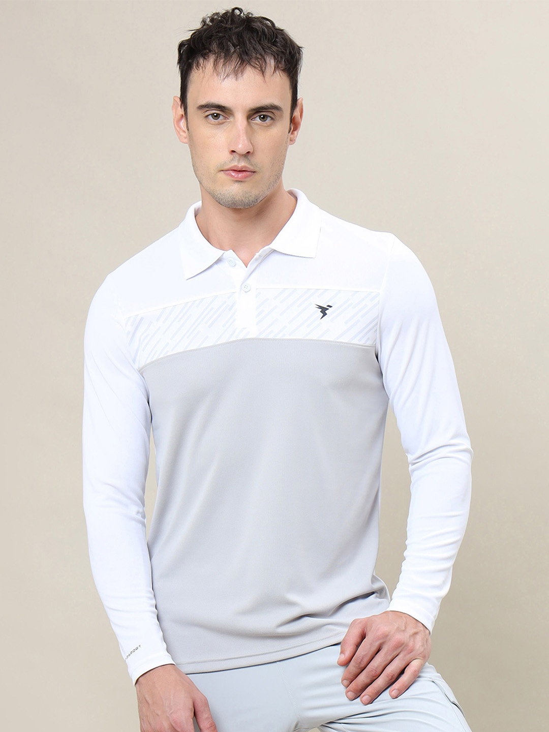 

Technosport Colourblocked Polo Collar Antimicrobial Slim Fit T-shirt, White