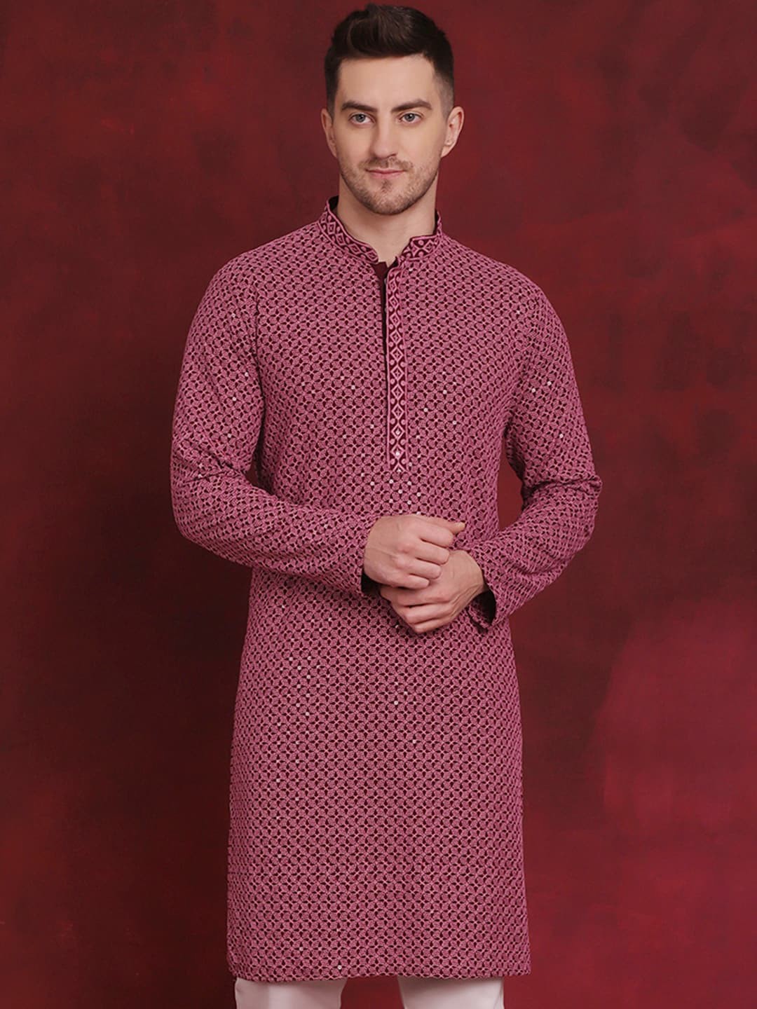 

Jompers Geometric Embroidered Sequinned Straight Kurta, Magenta