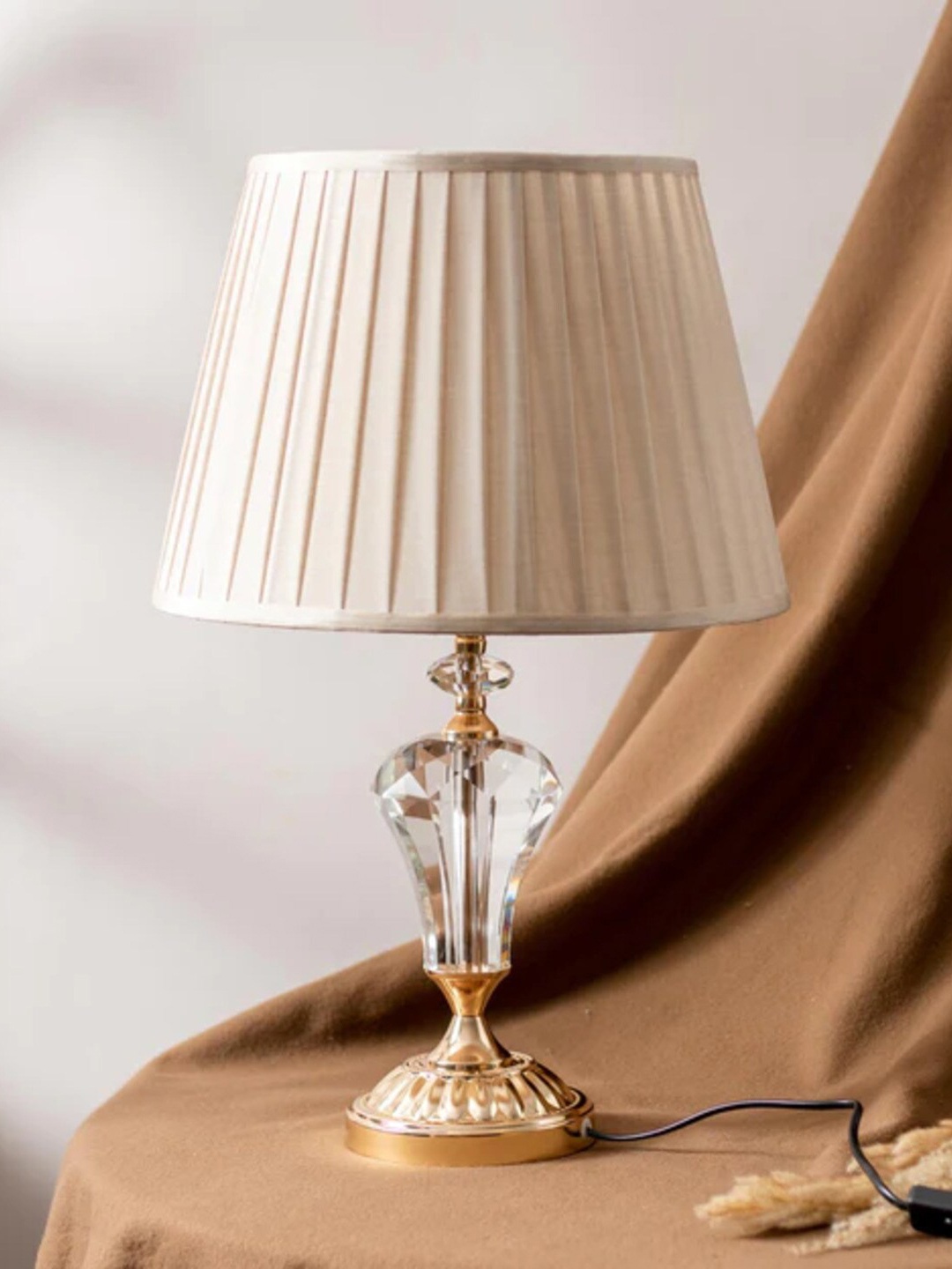 

THEDECORKART Beige & Gold Toned Textured Abstract Shaped Table Lamp