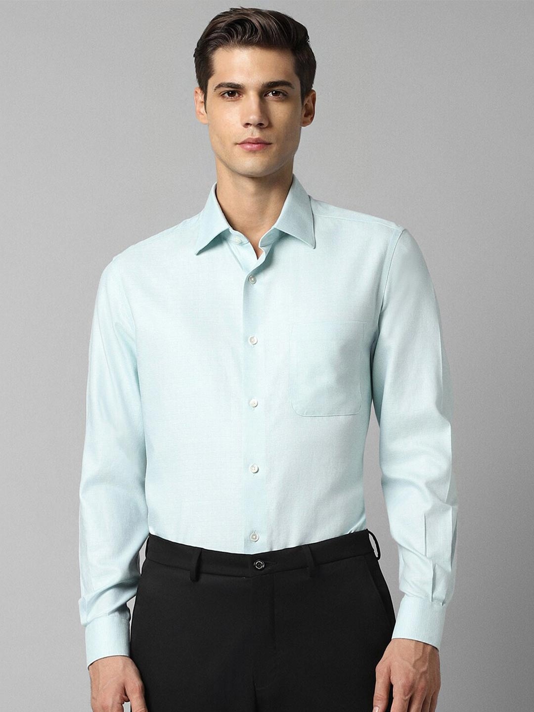 

Louis Philippe Spread Collar Checked Textured Cotton Formal Shirt, Green