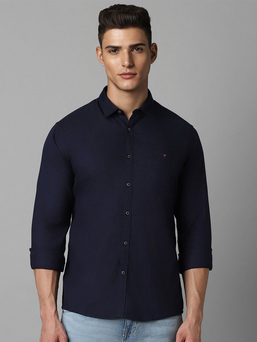

Louis Philippe Jeans Opaque Chest Pocket Spread Collar Cotton Slim Fit Casual Shirt, Navy blue