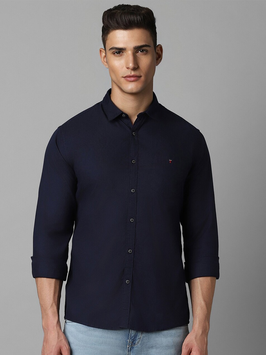 

Louis Philippe Jeans Opaque Chest Pocket Spread Collar Cotton Slim Fit Casual Shirt, Navy blue