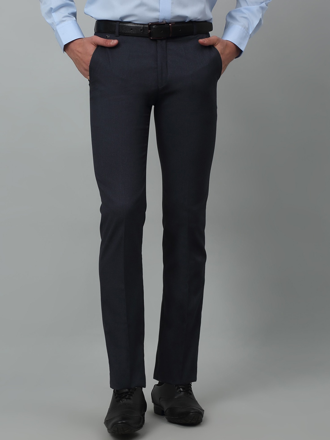 

Cantabil Men Checked Mid Rise Cotton Formal Trousers, Navy blue