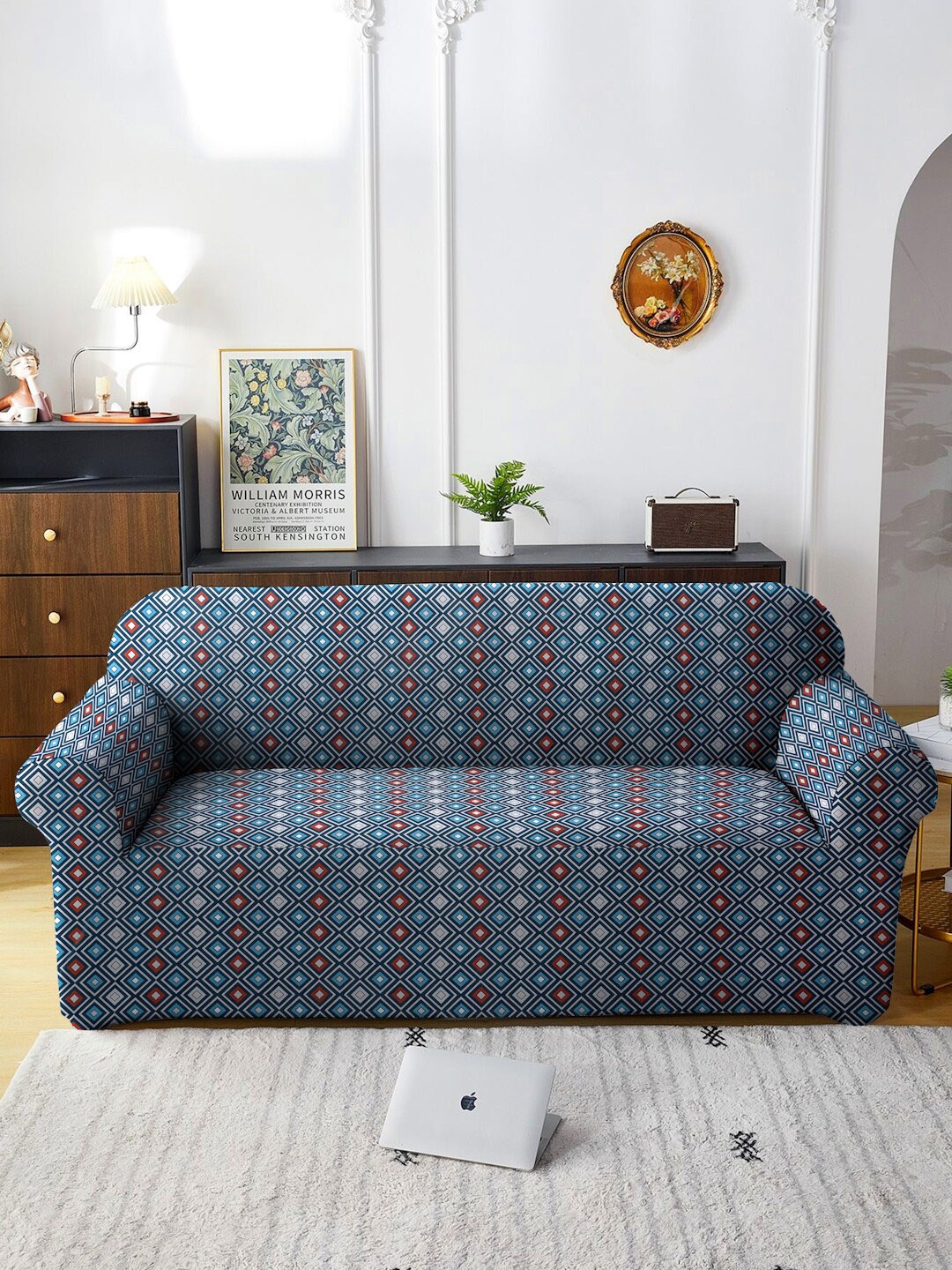 

MULTITEX Off White & Blue Printed 5 Seater Sofa Covers