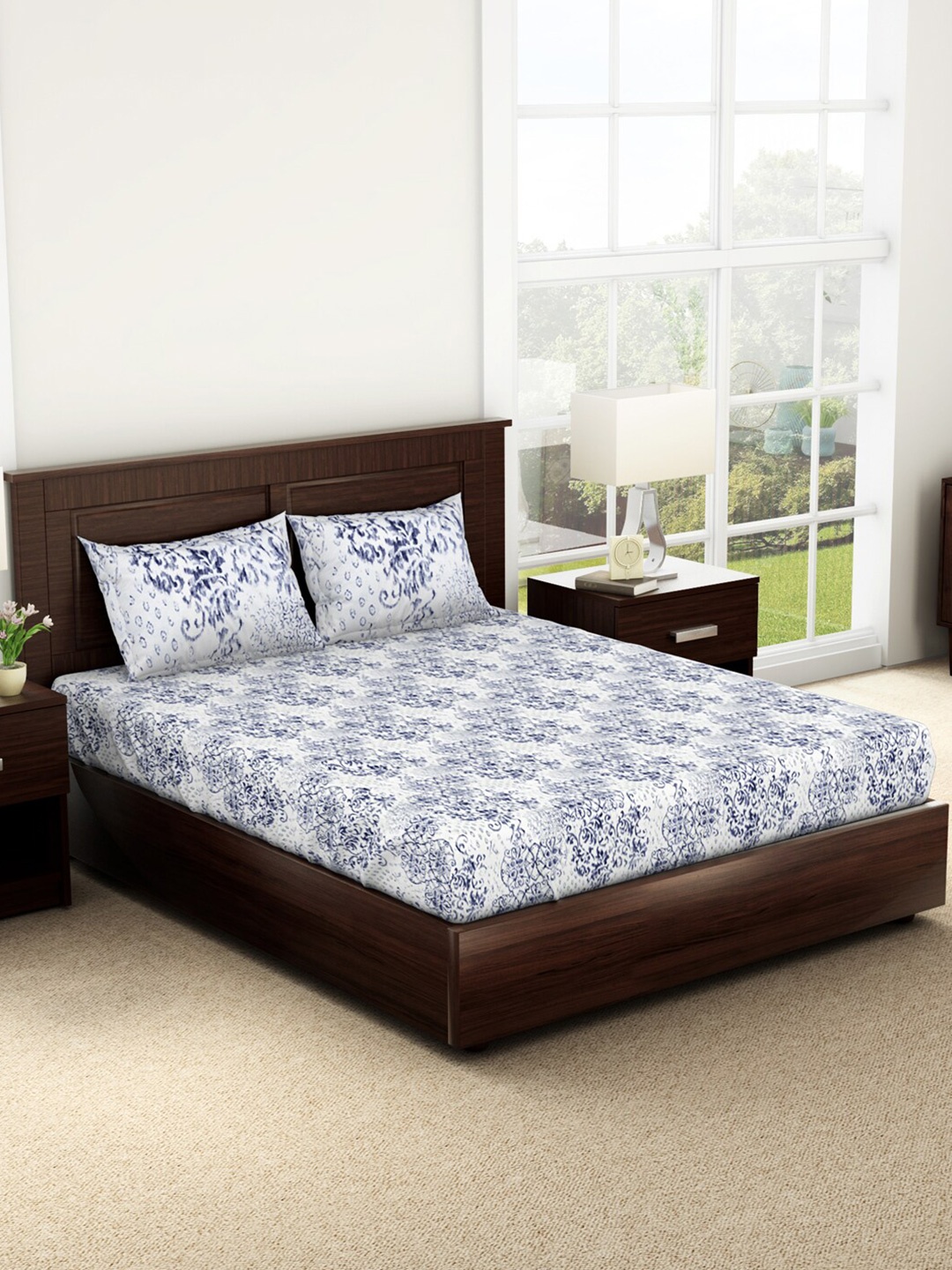 

SPACES Evoke Blue Floral 144 TC King Bedsheet with 2 Pillow Covers