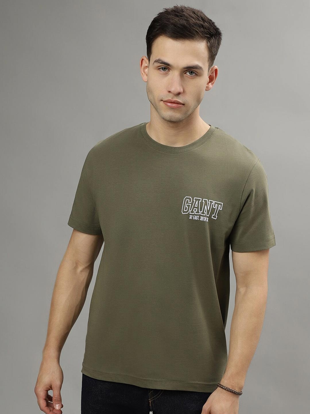 

GANT Solid Round Neck Regular Fit T-Shirt, Olive