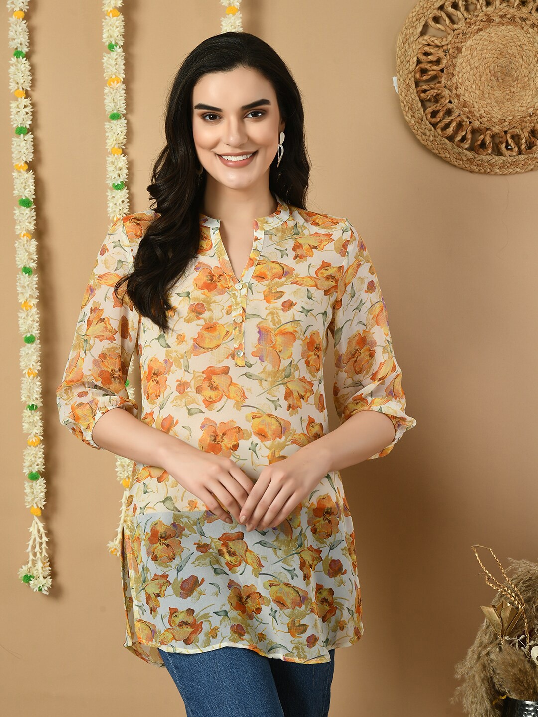 

MEESAN Floral Printed Mandarin Collar Straight Kurti, Off white