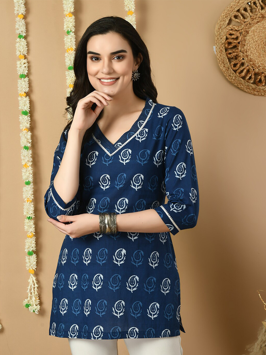 

MEESAN Ethnic Motifs Printed Cotton Ethnic Tunic, Blue