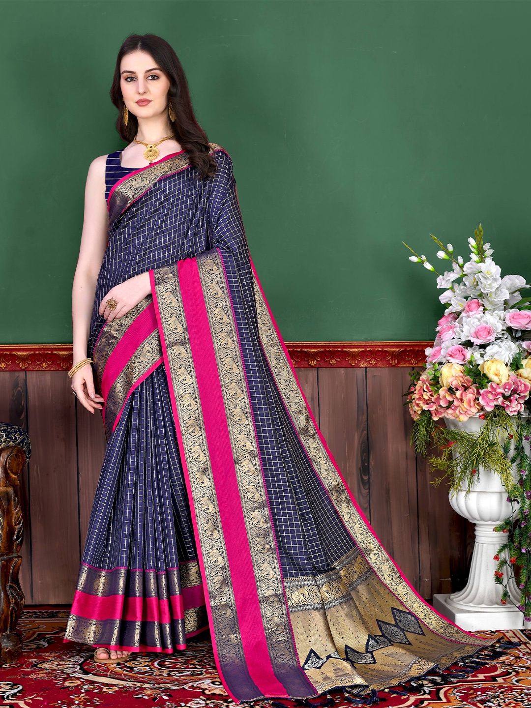 

NIWAA Woven Design Zari Pure Banarasi Silk Saree With Tassel, Navy blue