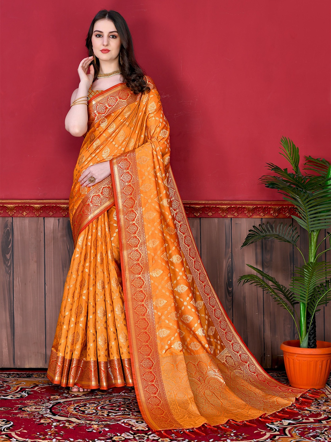 

NIWAA Woven Design Zari Silk Cotton Banarasi Saree with Tassel, Orange