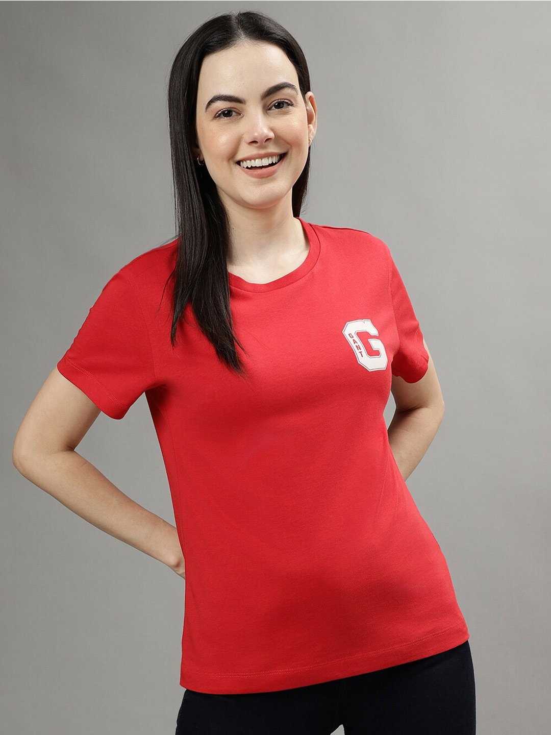 

GANT Solid Round Neck Regular Fit T-Shirt, Red
