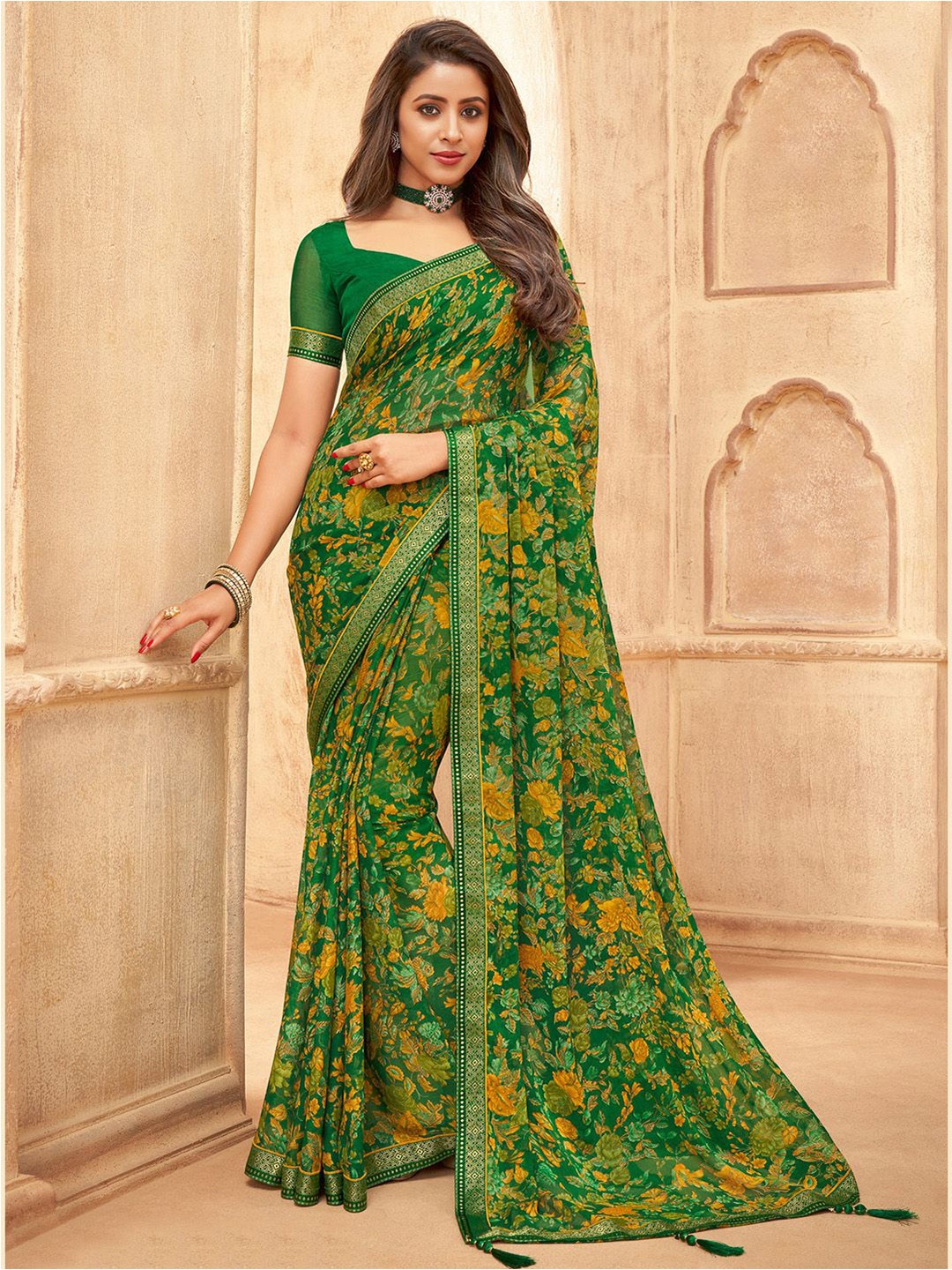 

Satrani Floral Chiffon Fusion Saree, Green