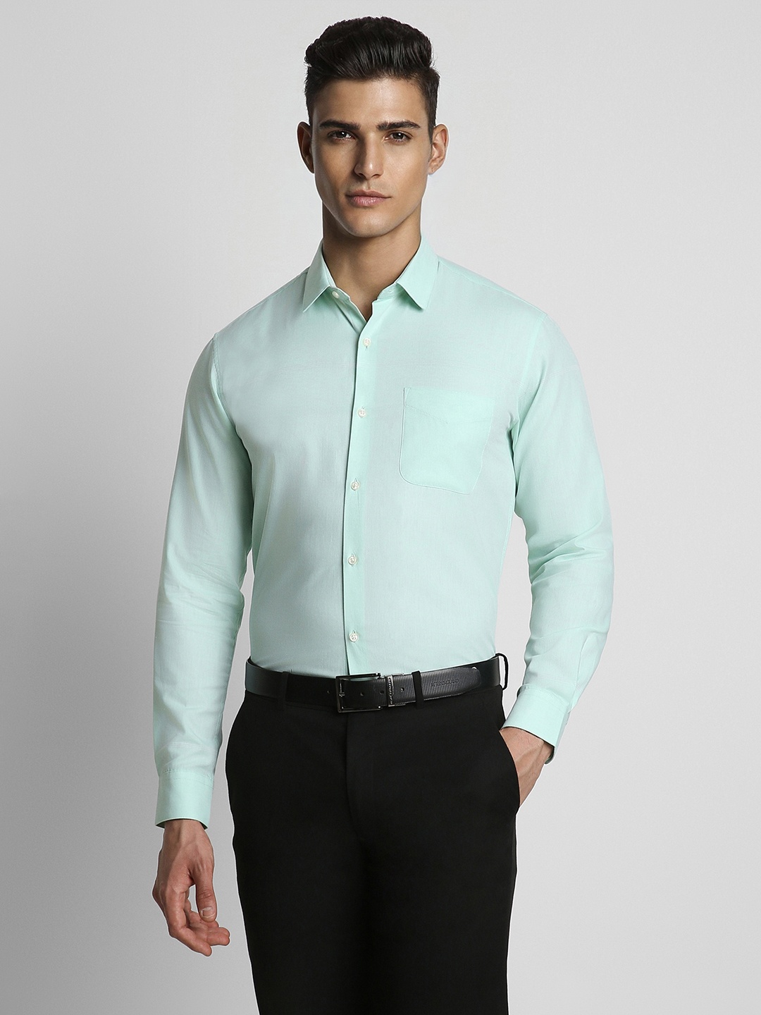 

Peter England Men Green Formal Shirt