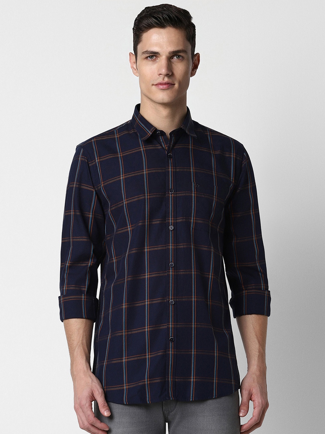 

Peter England Casuals Men Navy Blue Slim Fit Checked Casual Shirt