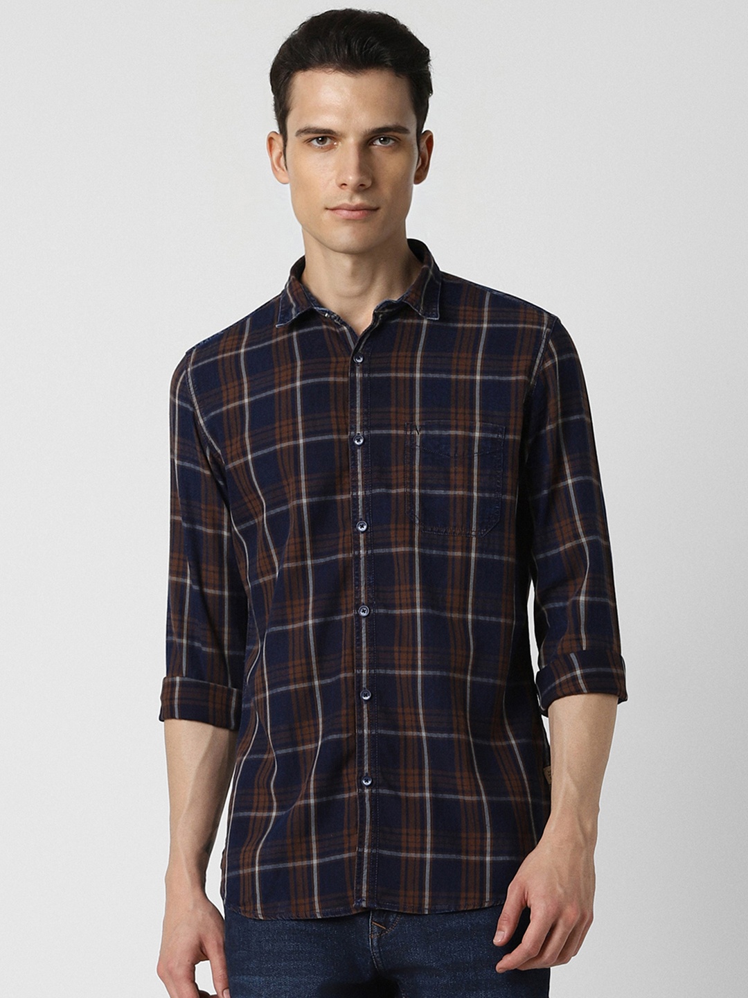 

VAN HEUSEN DENIM LABS Men Navy Blue Slim Fit Checked Casual Shirt