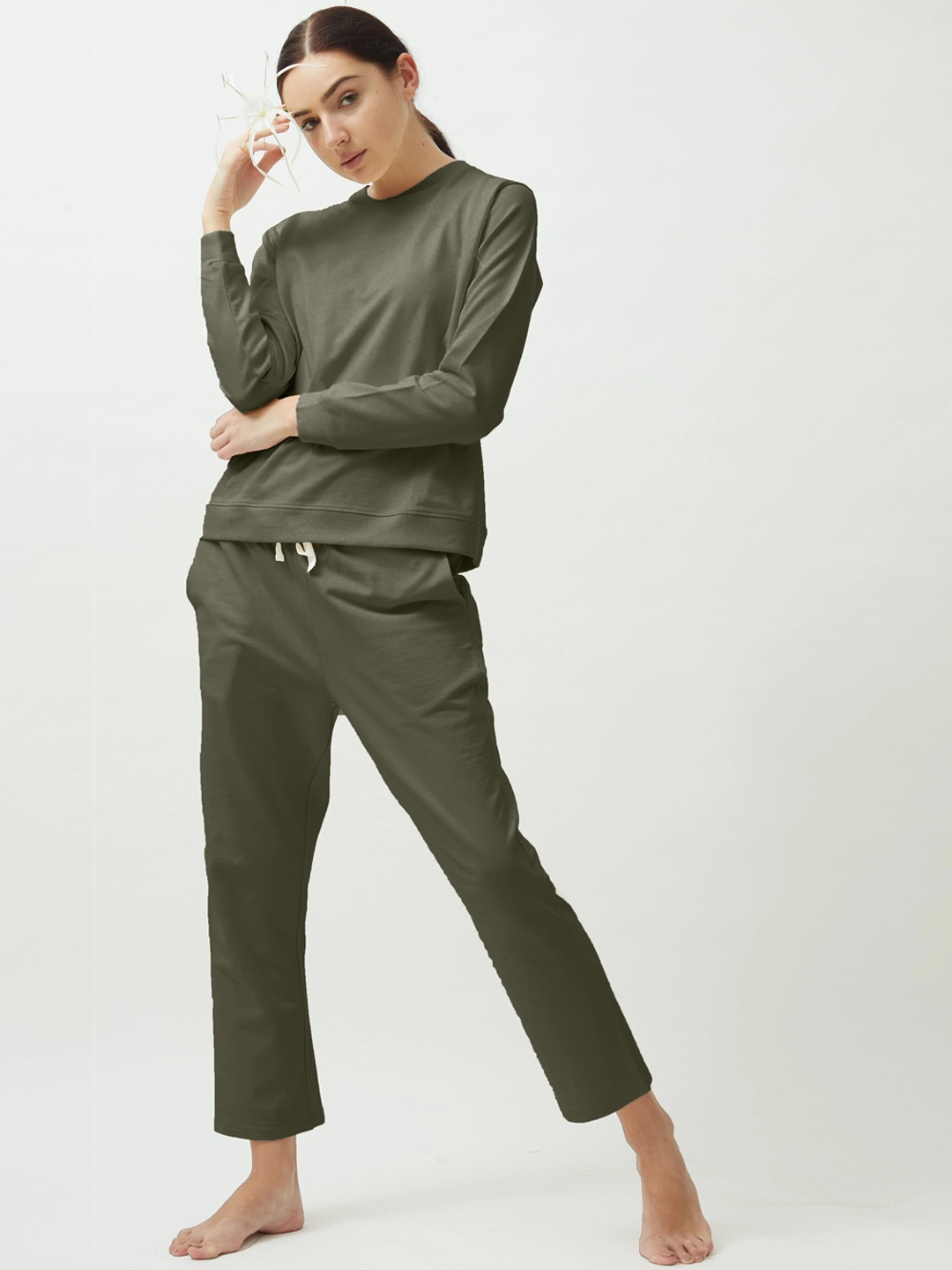 

Saltpetre Long Sleeves Organic Cotton Sweatshirt With Straight Joggers, Olive