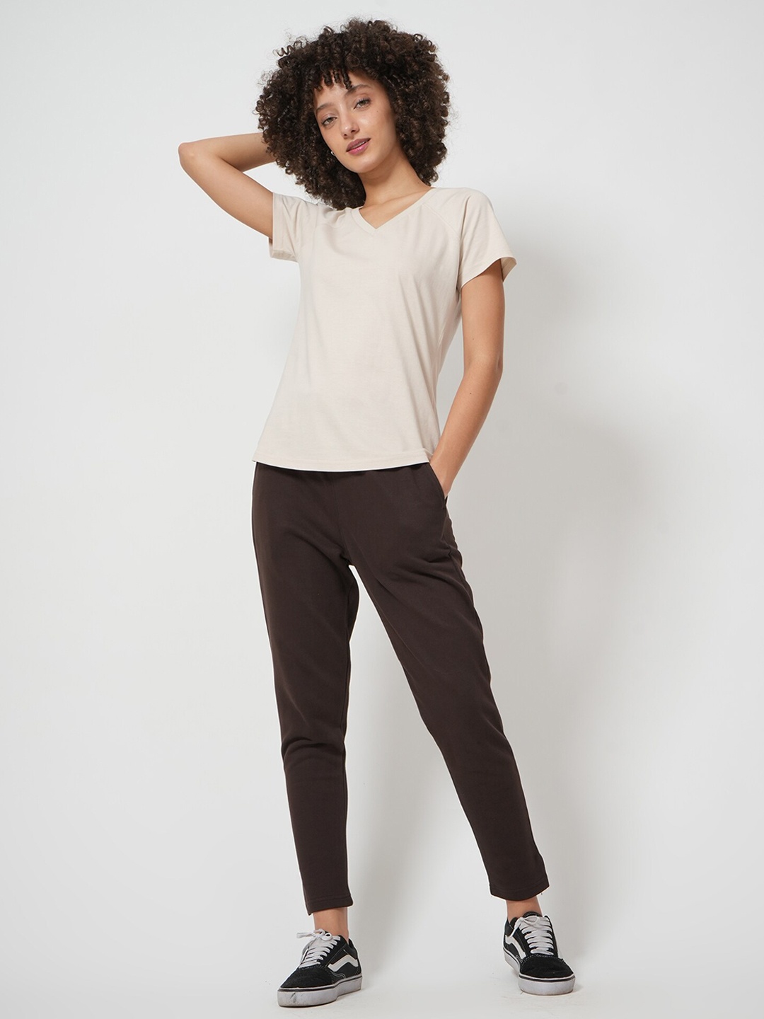 

Saltpetre V-Neck Organic Cotton T-Shirt With Joggers, Cream