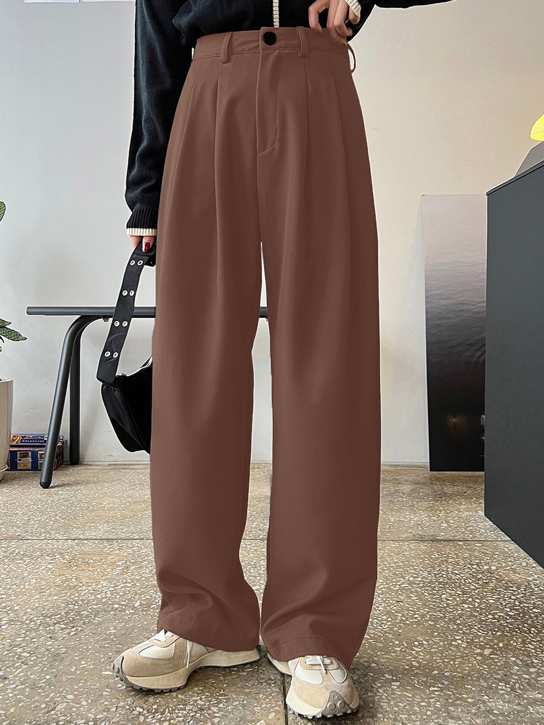 

AAHWAN Women Loose Fit High-Rise Parallel Trousers, Brown