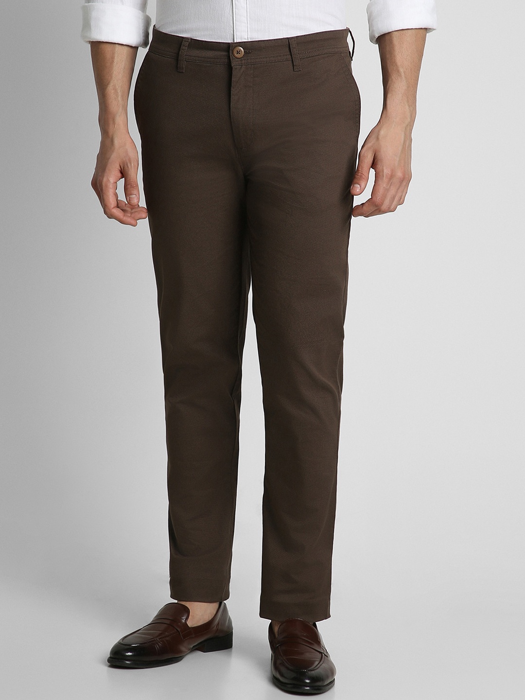 

Peter England Casuals Men Slim Fit Textured Self Design Trousers, Brown