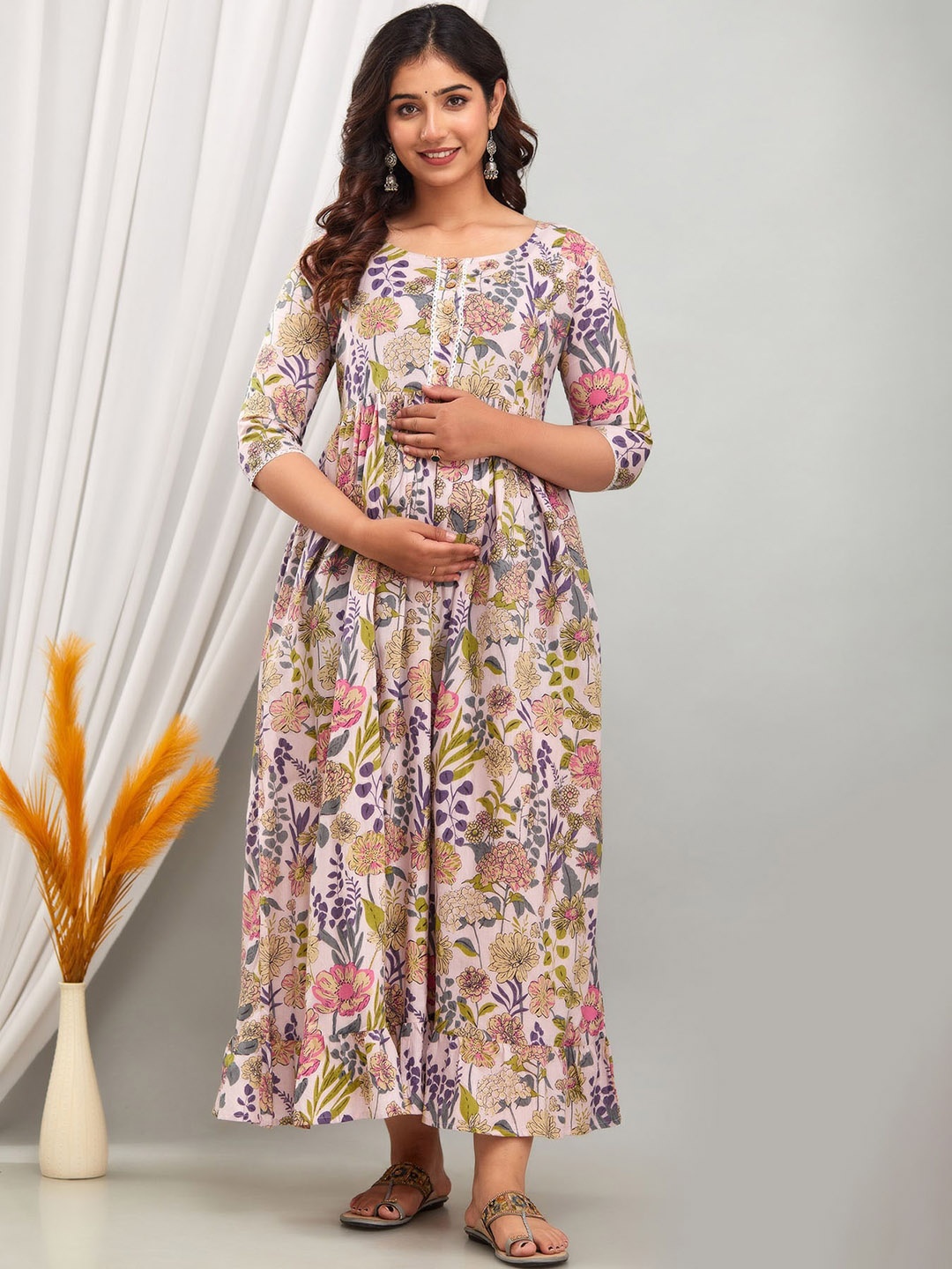 

Henal Floral Printed Maternity Anarkali Kurta, Purple