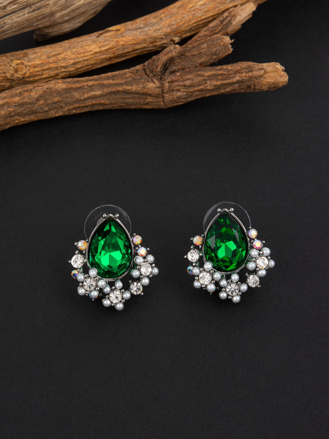 

E2O Green Studs Earrings