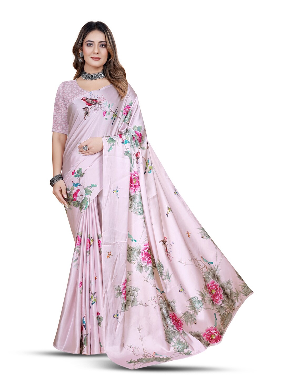 

Inithi Floral Printed Satin Saree, Pink
