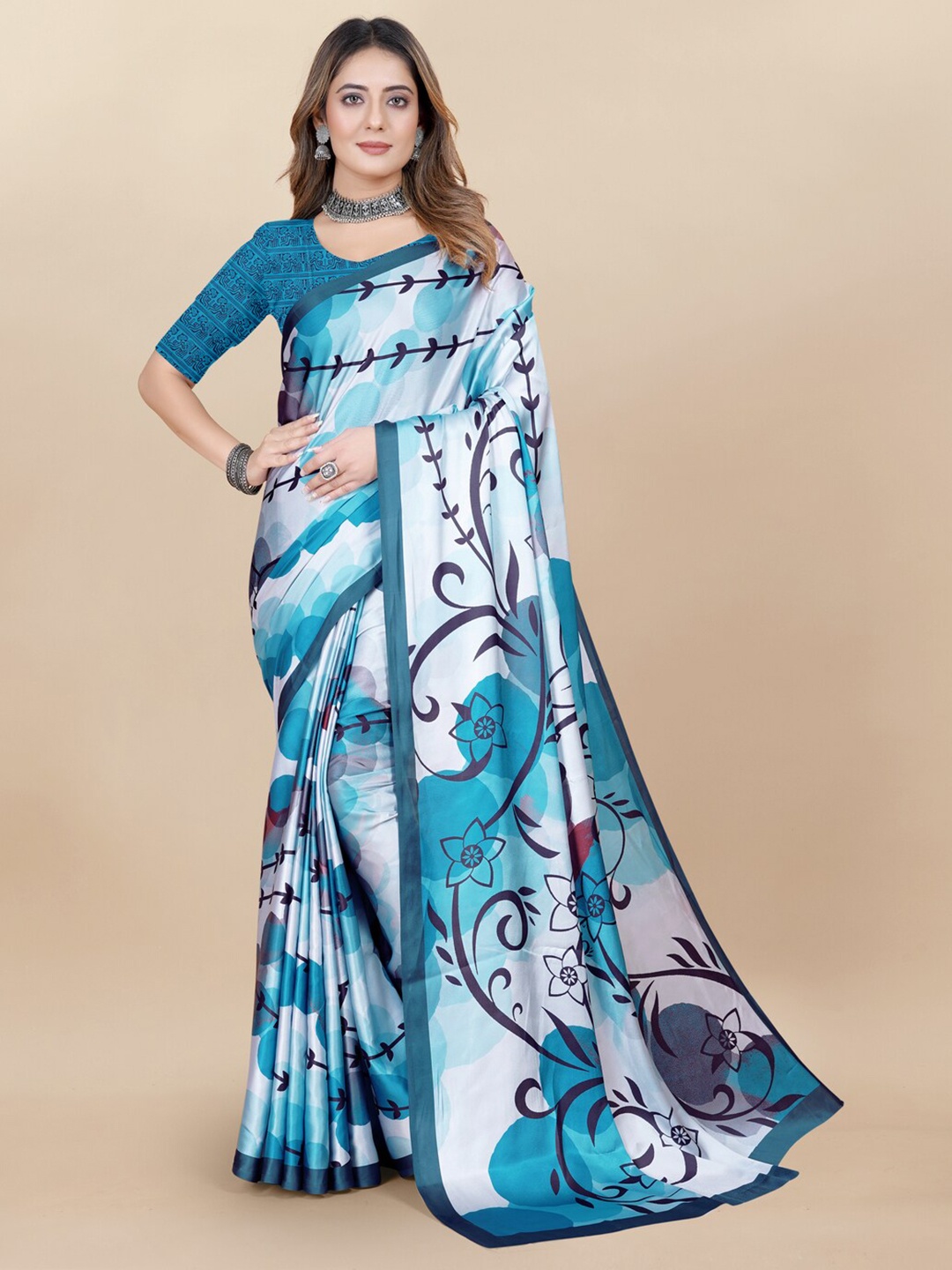 

Inithi White Floral Satin Saree