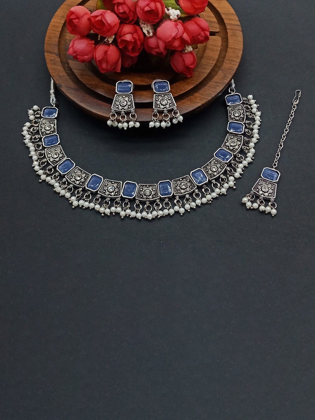 

AASHISH IMITATION Rhodium-Plated Kundan-Studded & Beaded Oxidised Jewellery Set, Silver
