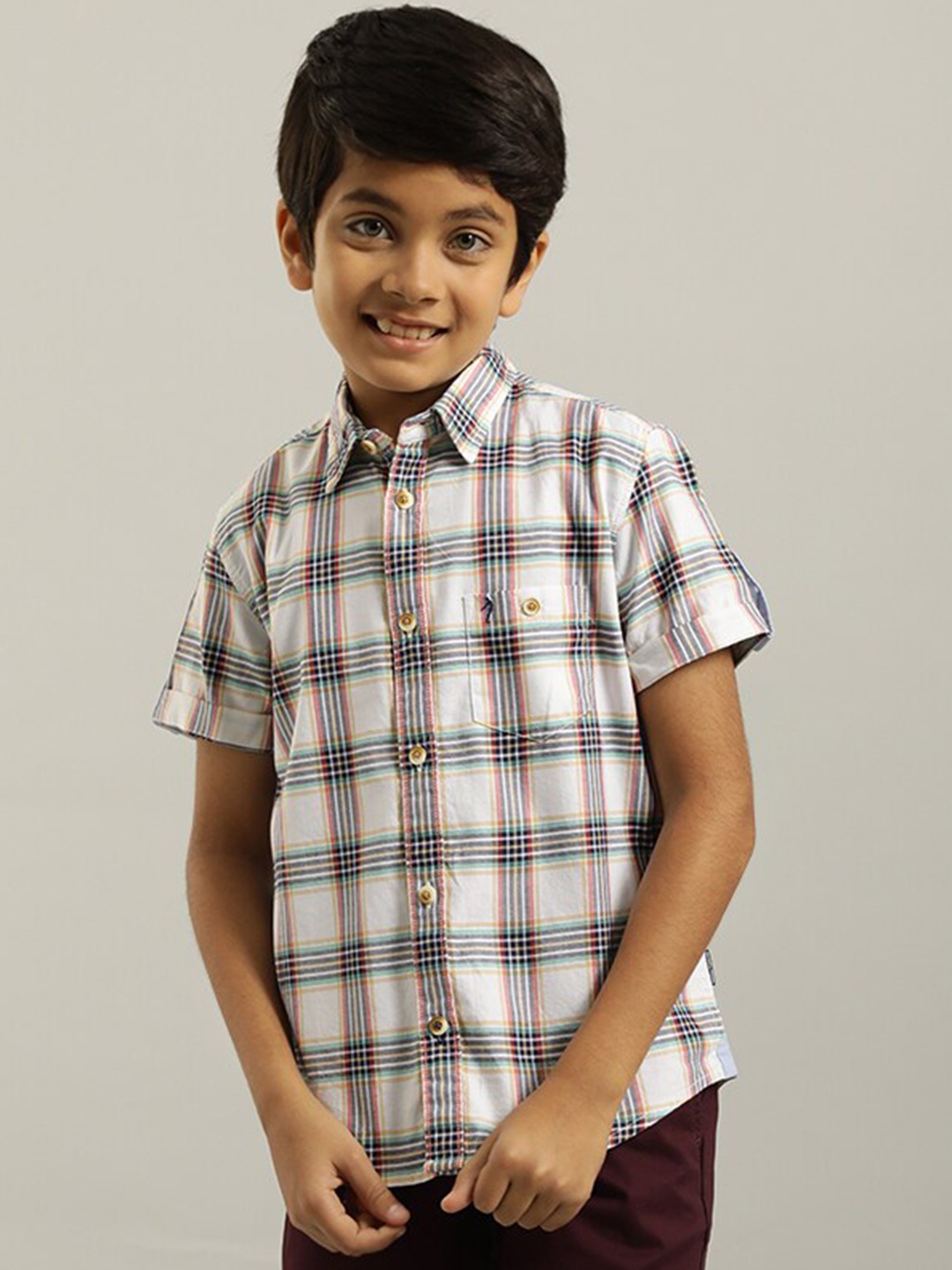 

Indian Terrain Boys Tartan Checks Opaque Checked Casual Shirt, White