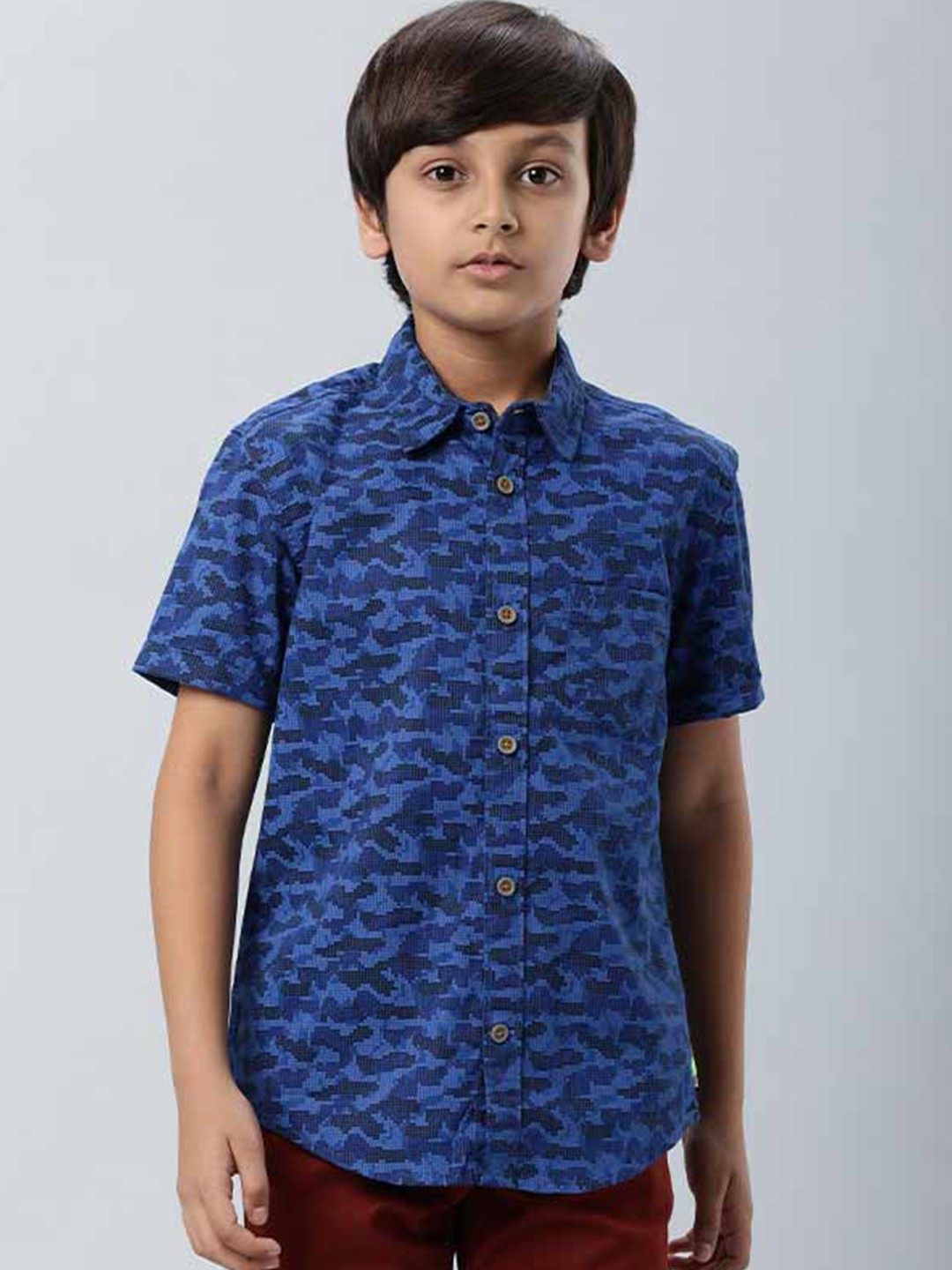 

Indian Terrain Boys Opaque Printed Casual Shirt, Navy blue