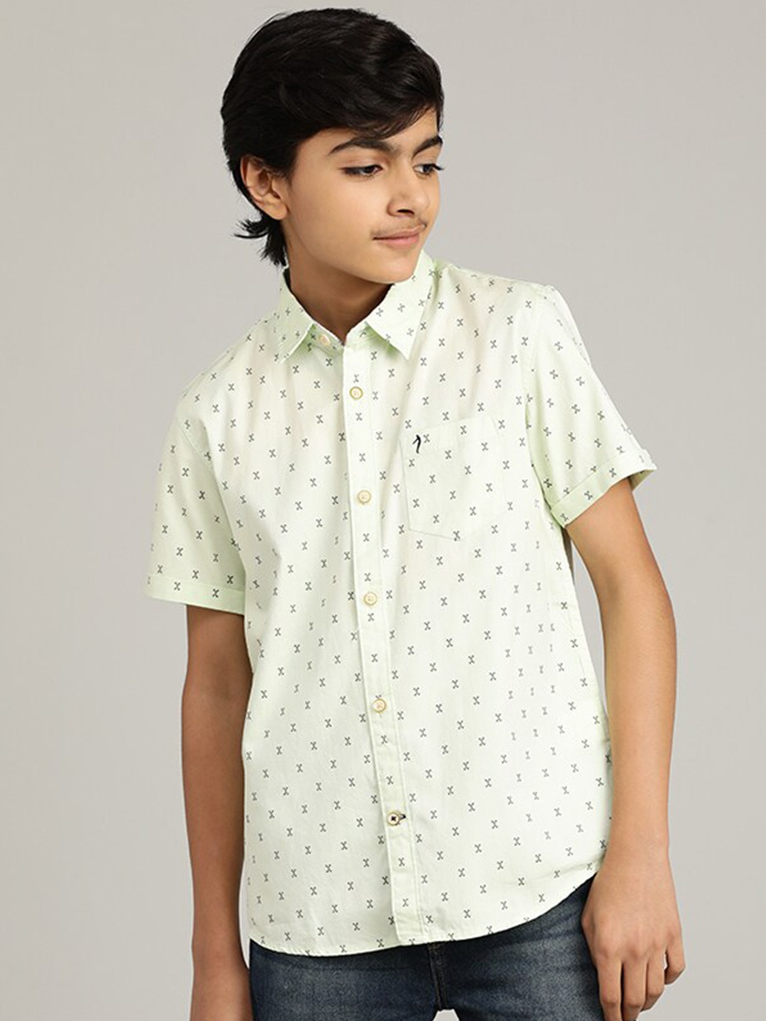 

Indian Terrain Boys Opaque Printed Casual Shirt, Green