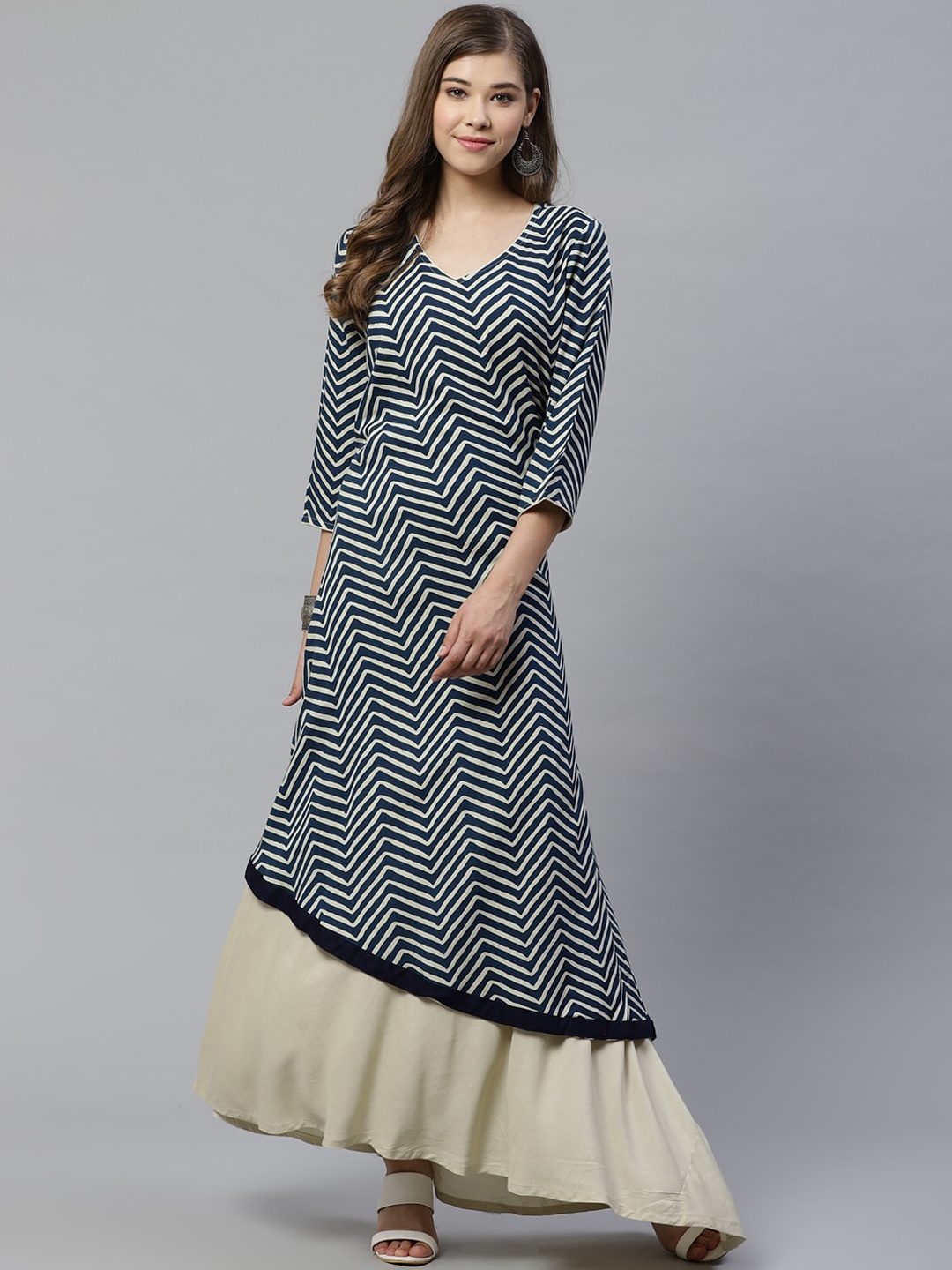 

KALINI Chevron Kurta, Navy blue