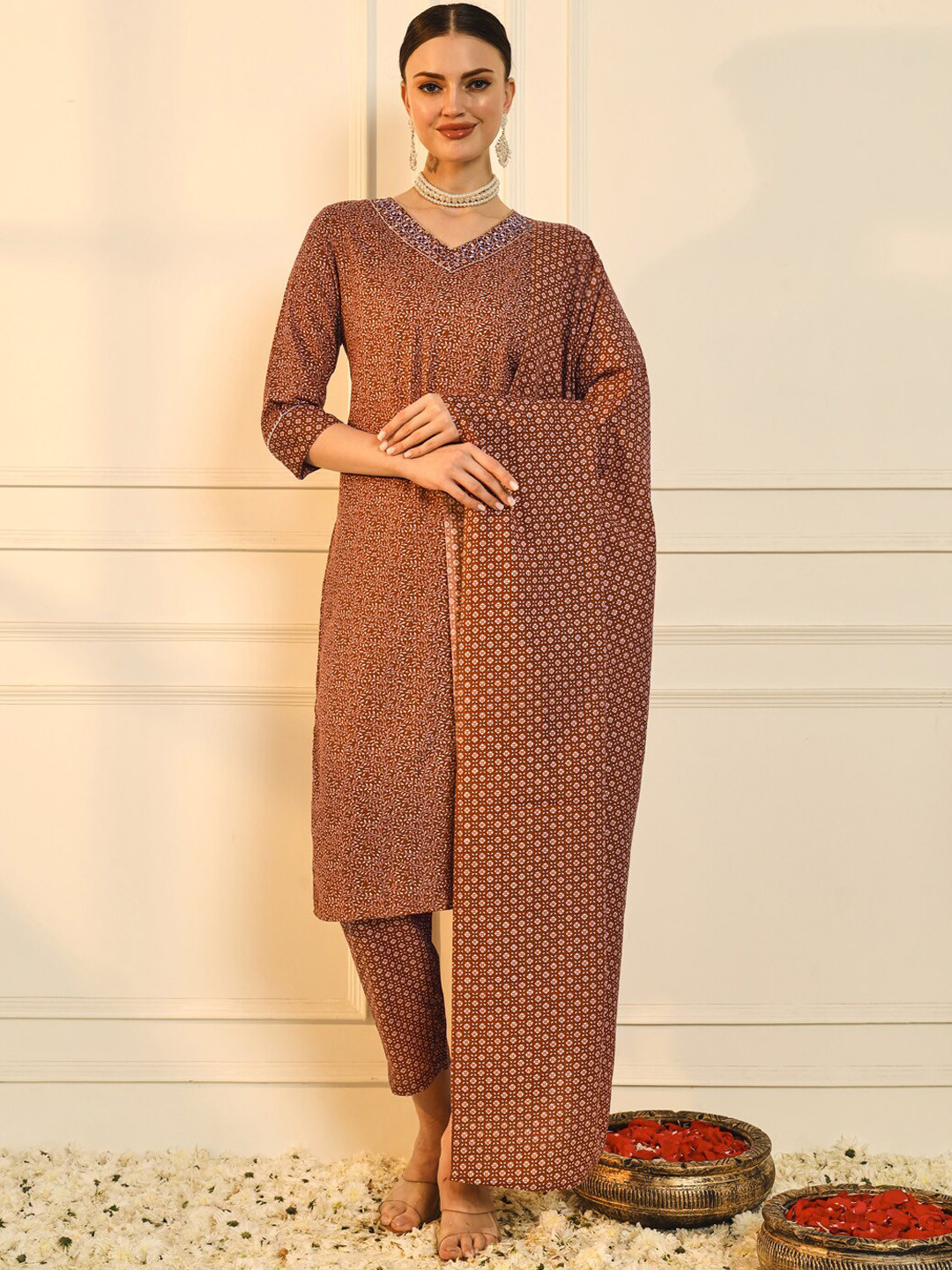 

HEEPOSH Geometric Printed Regular Mirror Work Kurta with Trousers & With Dupatta, Brown