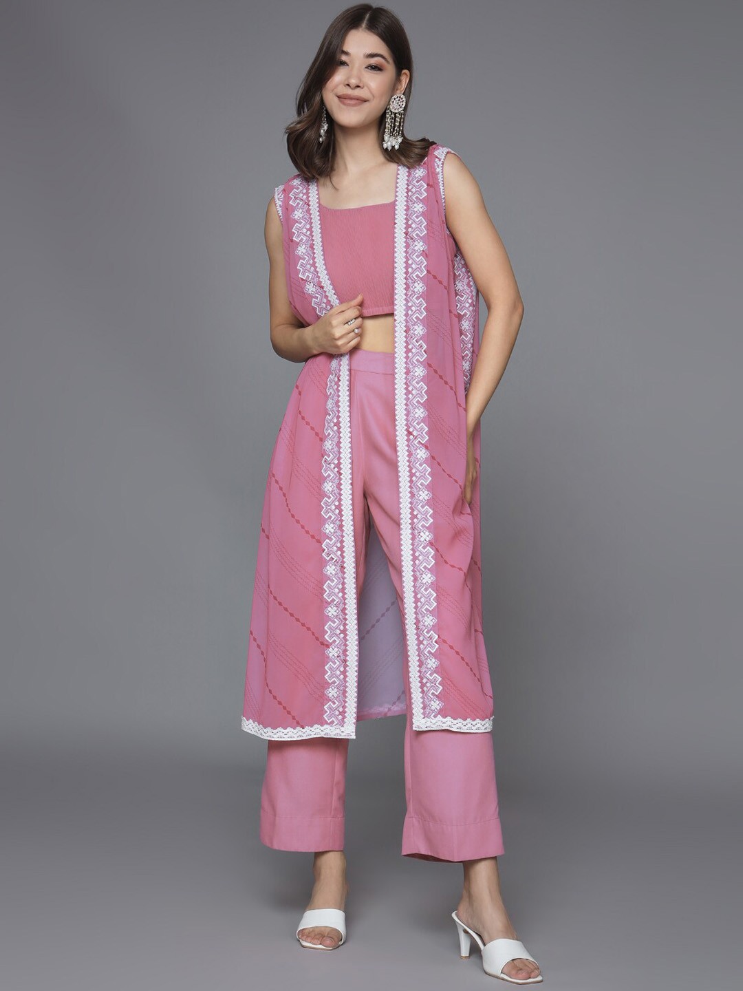 

HEEPOSH Embroidered Crop Top & Palazzo With Jacket, Pink