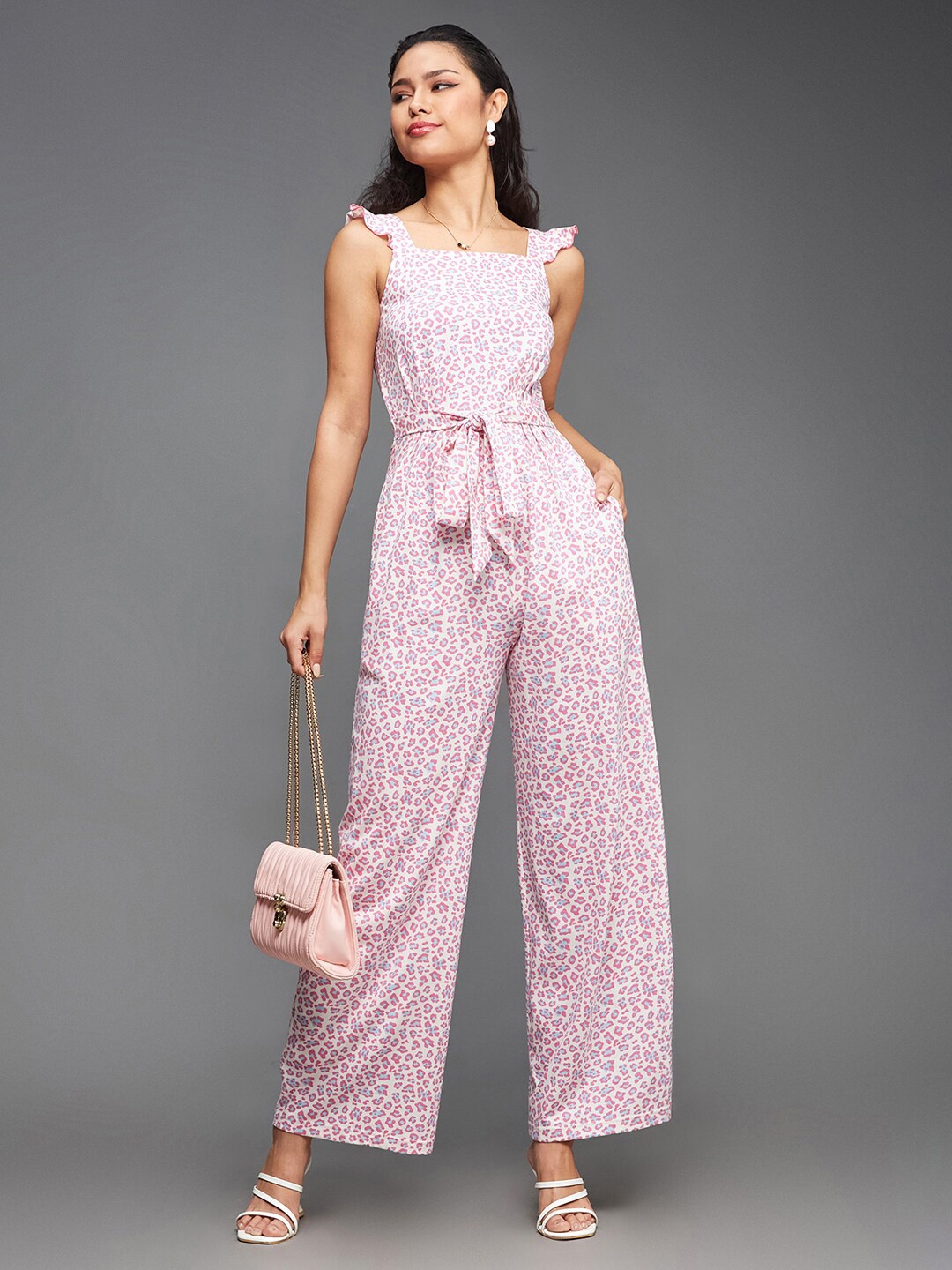 

Miss Chase Animal Printed Square Neck Waist Tie-Ups Basic Jumpsuit, Pink