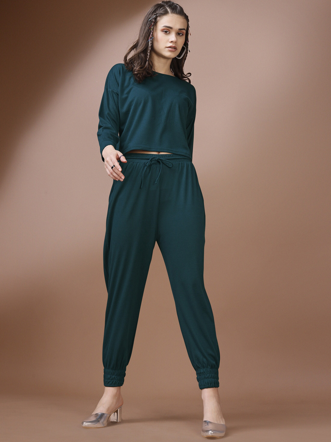 

SIDYAL Round Neck Top With Joggers, Green