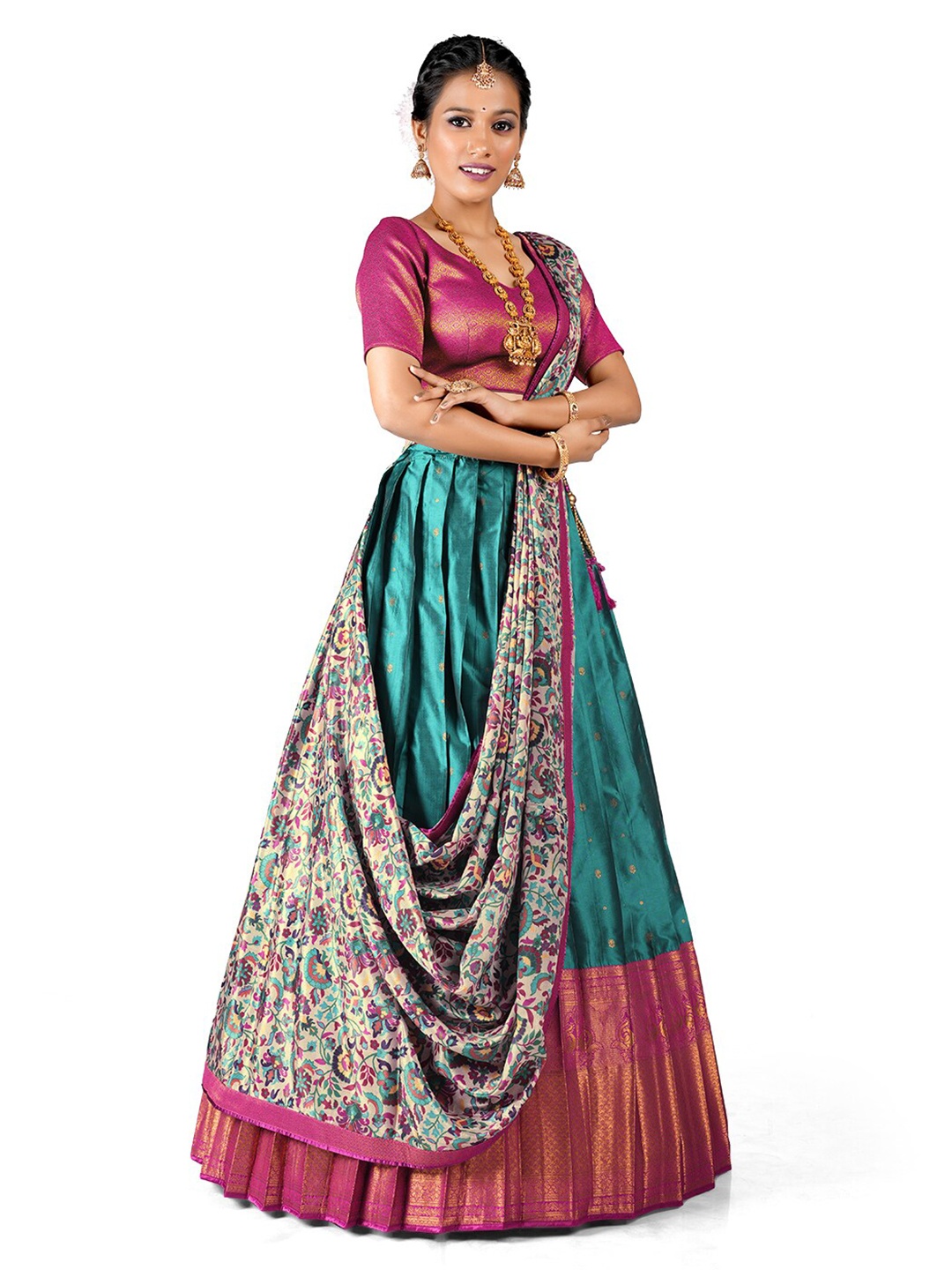 

HALFSAREE STUDIO Green & Semi-Stitched Lehenga & Unstitched Blouse With Dupatta