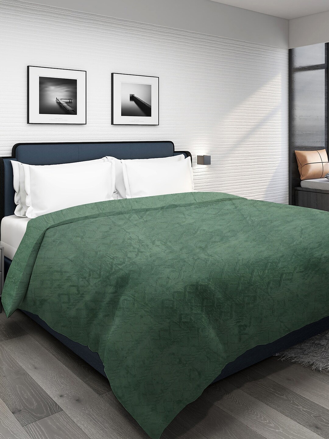

Dhrohar Olive Green Geometric Mild Winter 300 GSM Double Bed Blanket