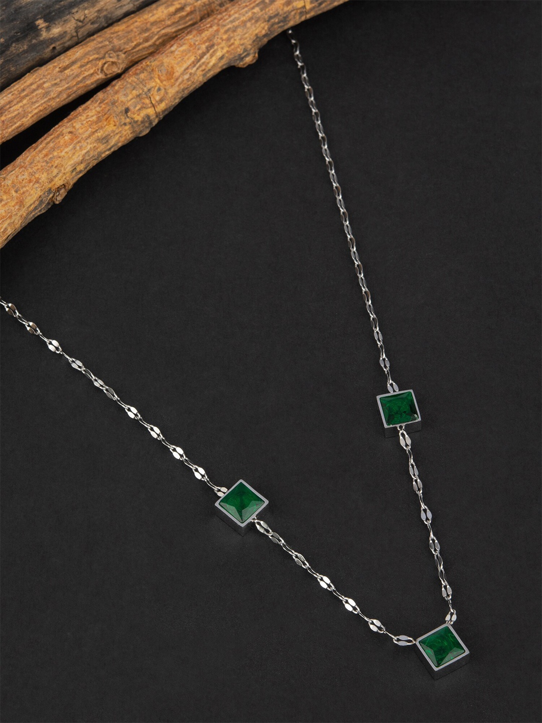 

E2O Artificial Stones Studded Necklace, Silver