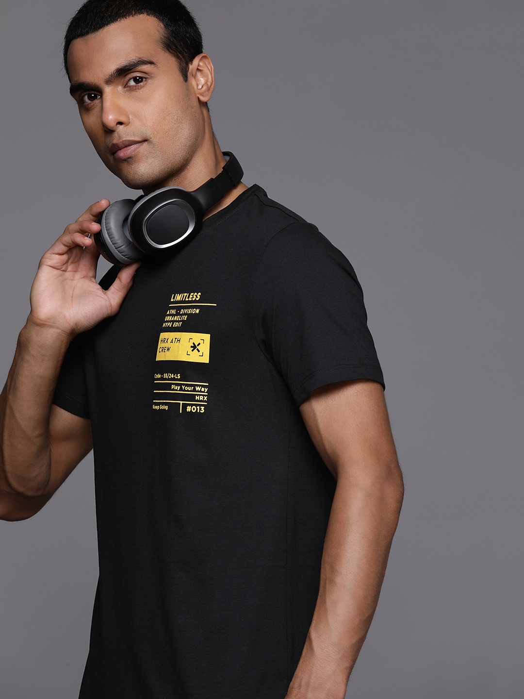 

HRX by Hrithik Roshan Men Brand Logo Printed T-shirt, Black