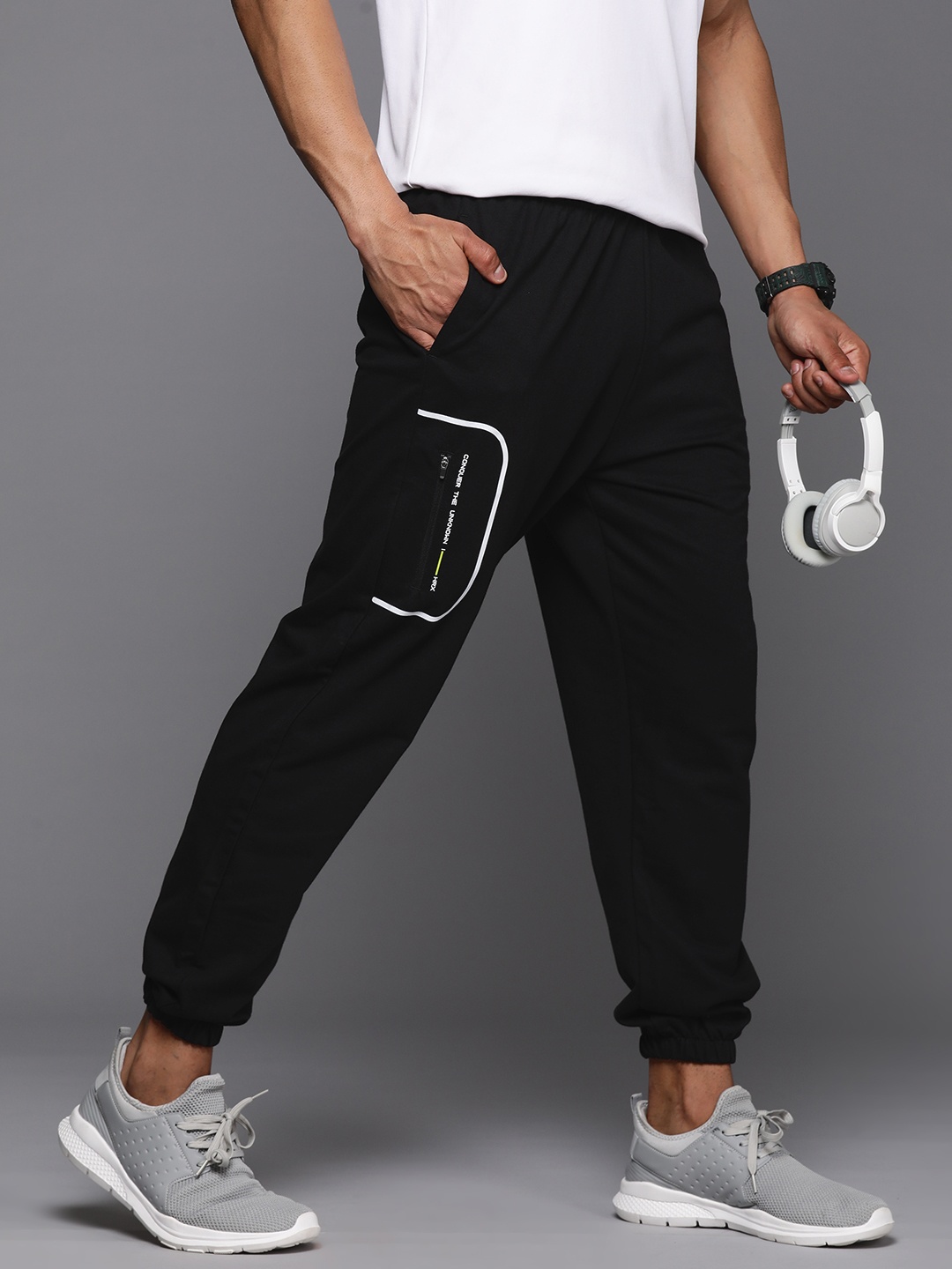 

HRX by Hrithik Roshan Men Casual Joggers, Black