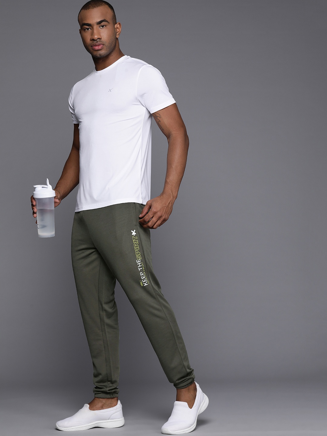 

HRX by Hrithik Roshan Men Rapid-Dry Training Joggers, Olive